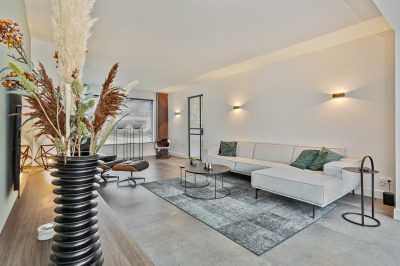 Modern Living House