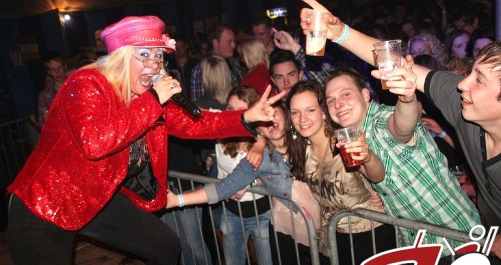 Jettie met fans