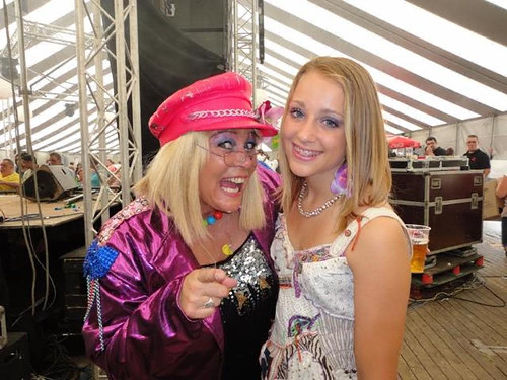 Jettie met fans