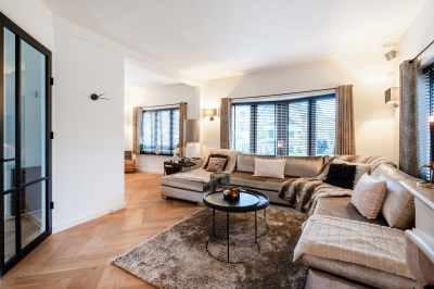PC Van Den Brinkweg 14, 1251 PW Laren, Nederland Lengers Housing