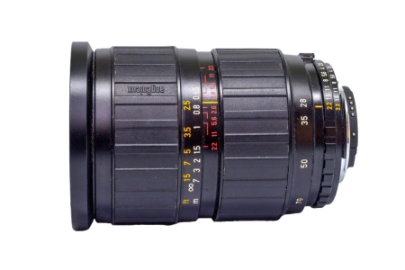 Angenieux EF 28-70mm T2.6 Angenieux EF 28-70mm T2.6