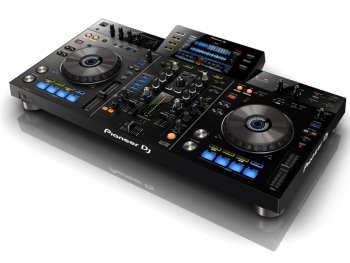 Pioneer XDJ-RX DJ Set