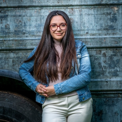 Mr. Angela Hermsen-Hakobjan