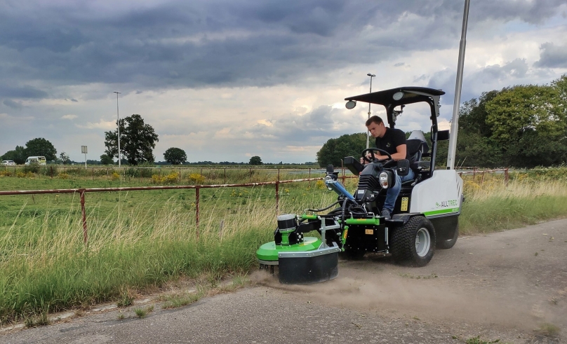 Emissievrij en geluidsarm onkruid bestrijden