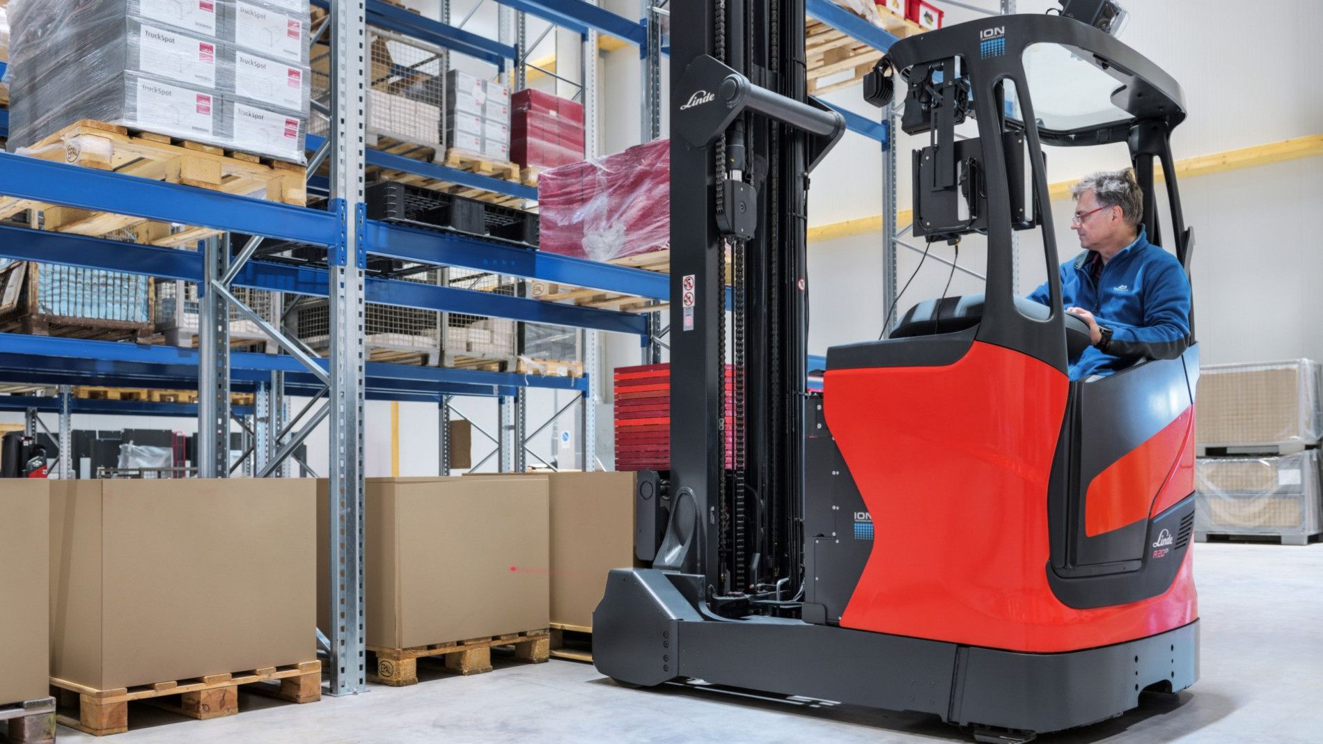 Rack Protection Sensor (RPS)van Linde Material Handling heeft twee sensoren, die in een