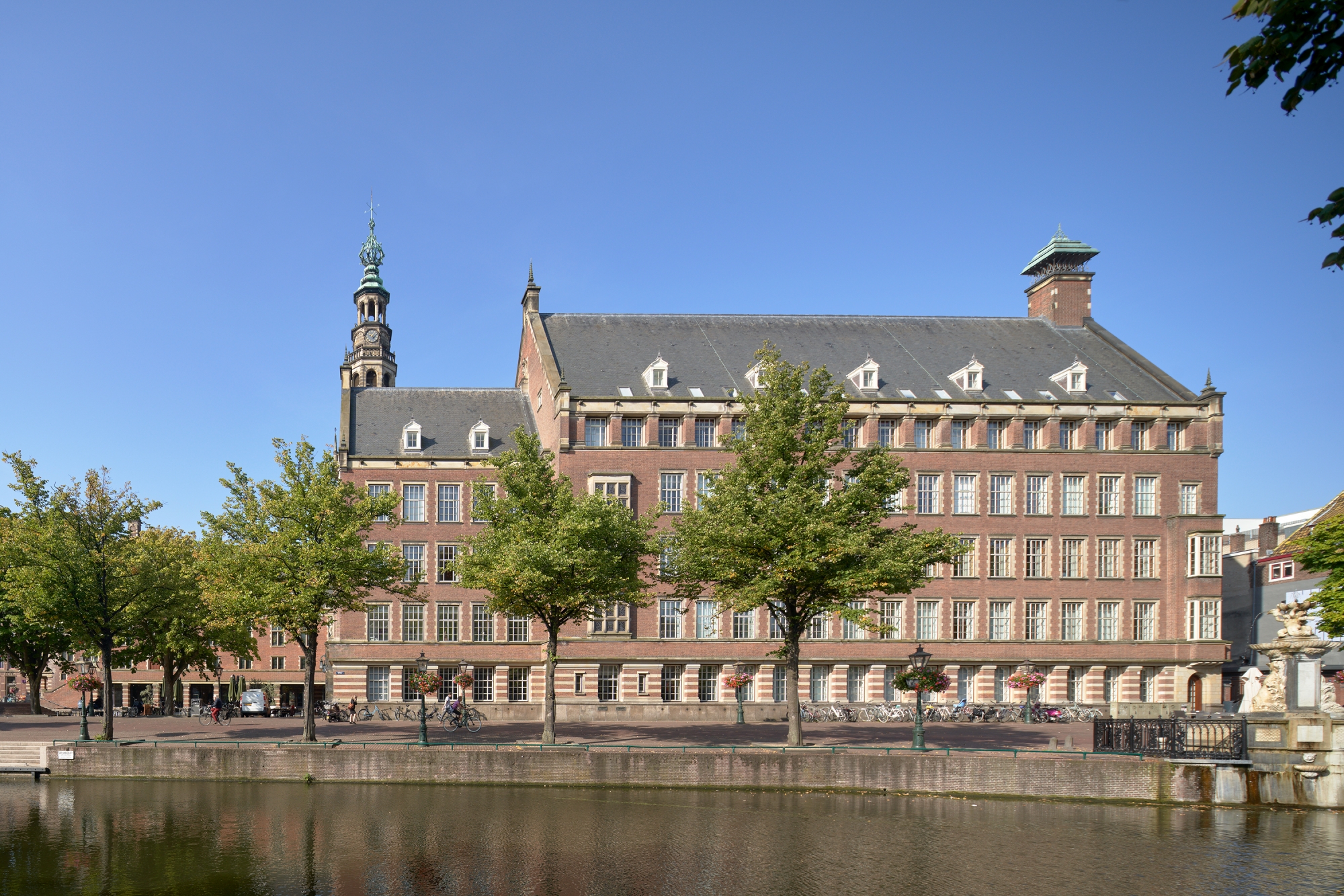 Grandeur en gastvrijheid in Stadhuis Leiden