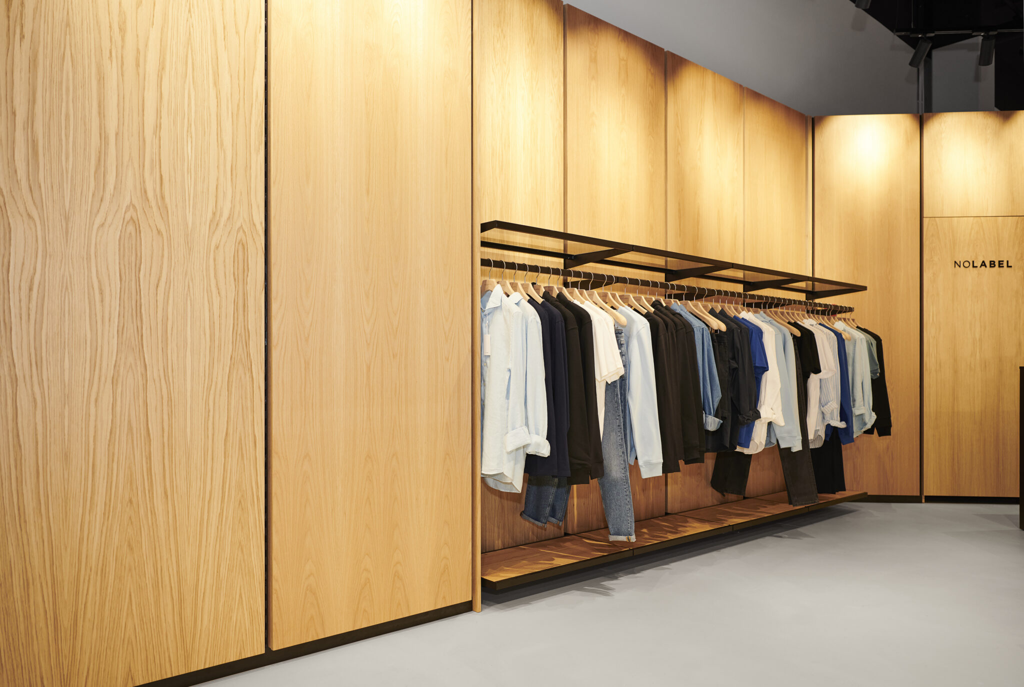 Pepijn Smit ontwerpt interieur brand store NOLABEL