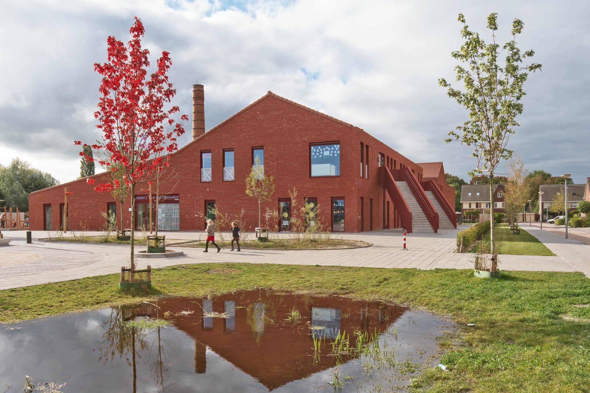 Aardbevingbestendig kindcentrum van atelier PRO architecten