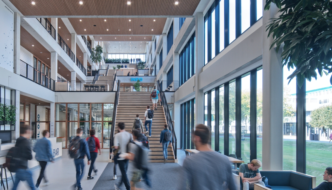 Fontys Hogeschool R10: campusarchitectuur in optima forma 