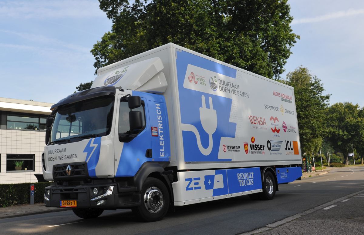 Vervoerders starten pilot met elektrische Renault-truck