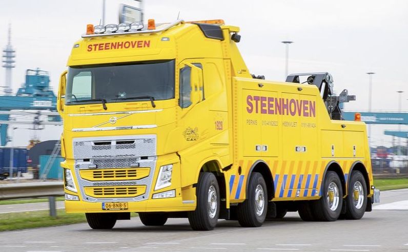Volvo FH 500 8x4-bergingstruck voor Steenhoven