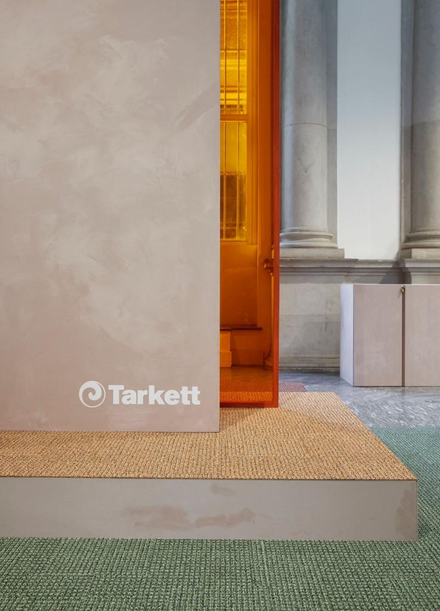 Tarkett presenteert de DESSO & Urquiola tapijttegelcollectie