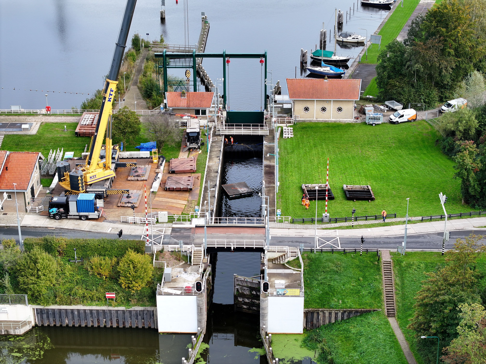 Werkzaamheden bij de Voorstersluis bij Kraggenburg in het najaar van 2023 (Foto: Provincie Flevoland)