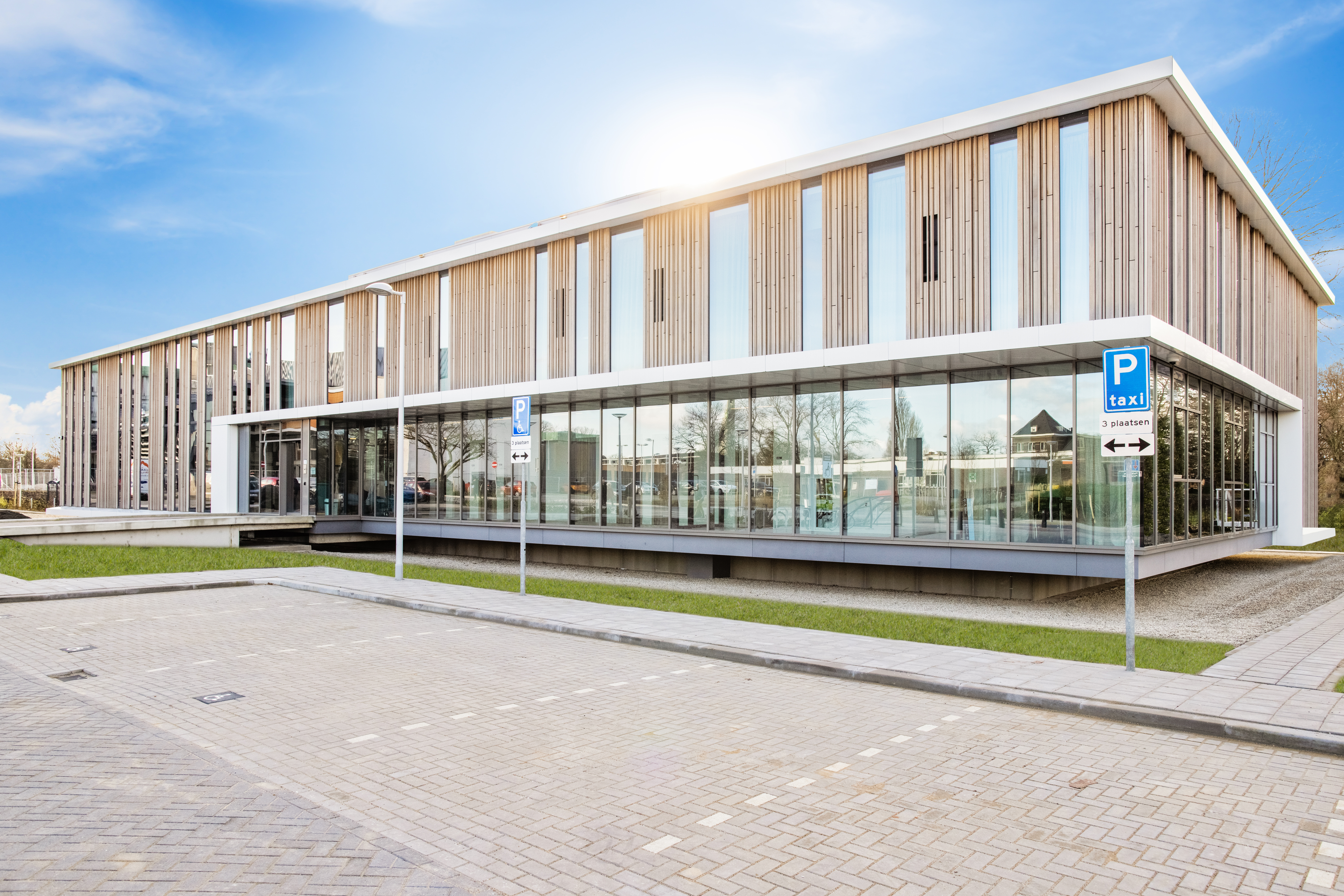 EGM architecten - Behandelcentrum Voorburg © Frank van der Burg