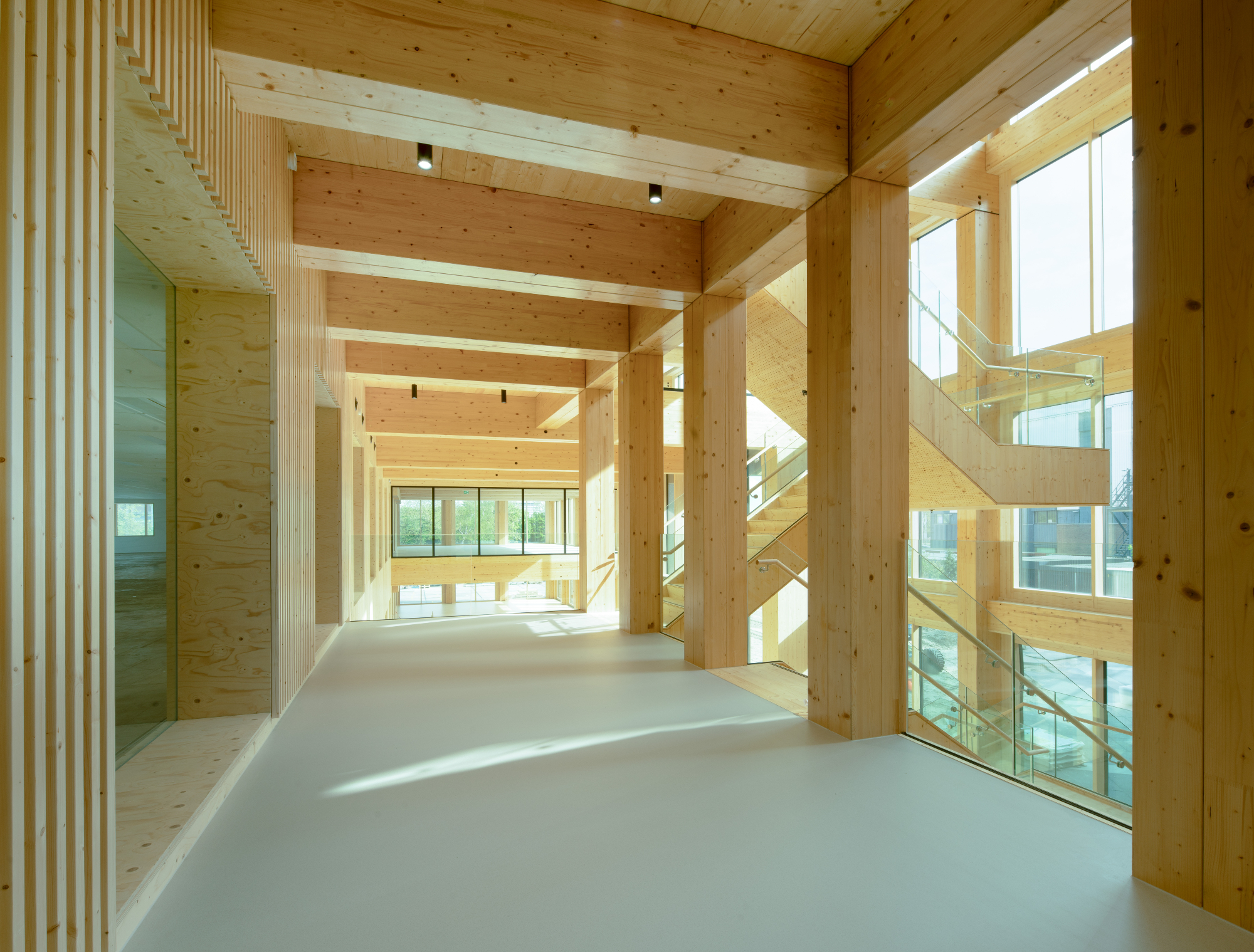 Benthem Crouwel Architects geeft kantoortoren nieuw leven