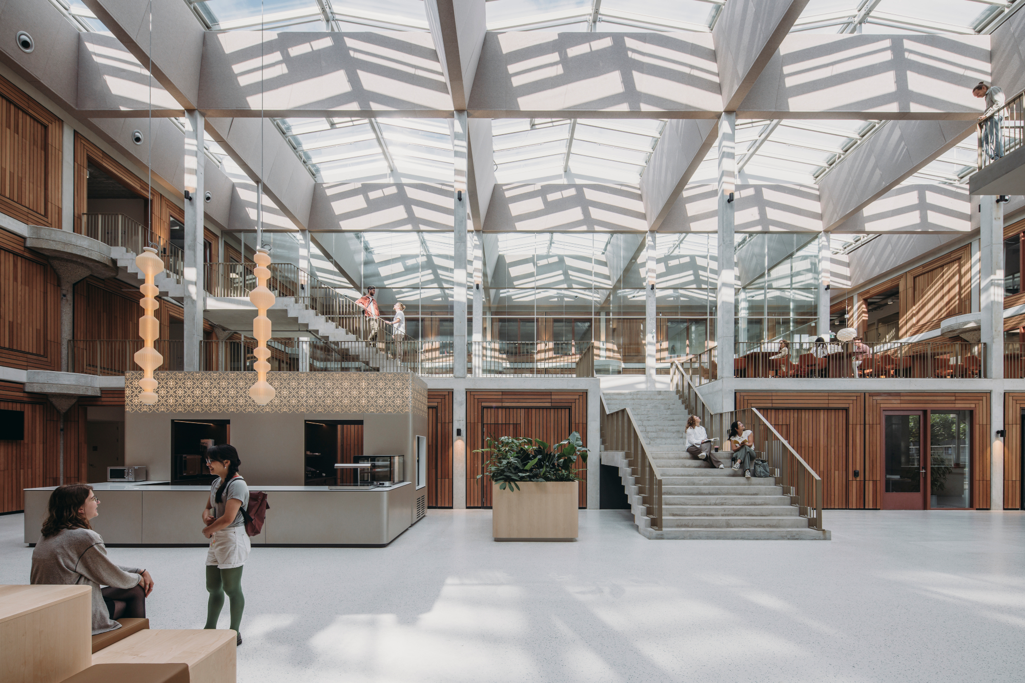 Universiteit Leiden opent nieuw faculteitsgebouw